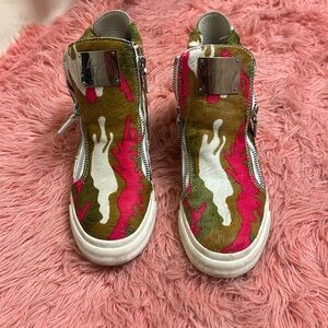 Giuseppe Zanotti calf skin multi color zip pull sneakers( IN STORAGE)